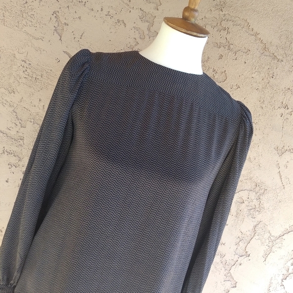 Vintage - Albert Nipon Brown and Black Chevron Silk Tunic & Skirt Set - Picture 9 of 15